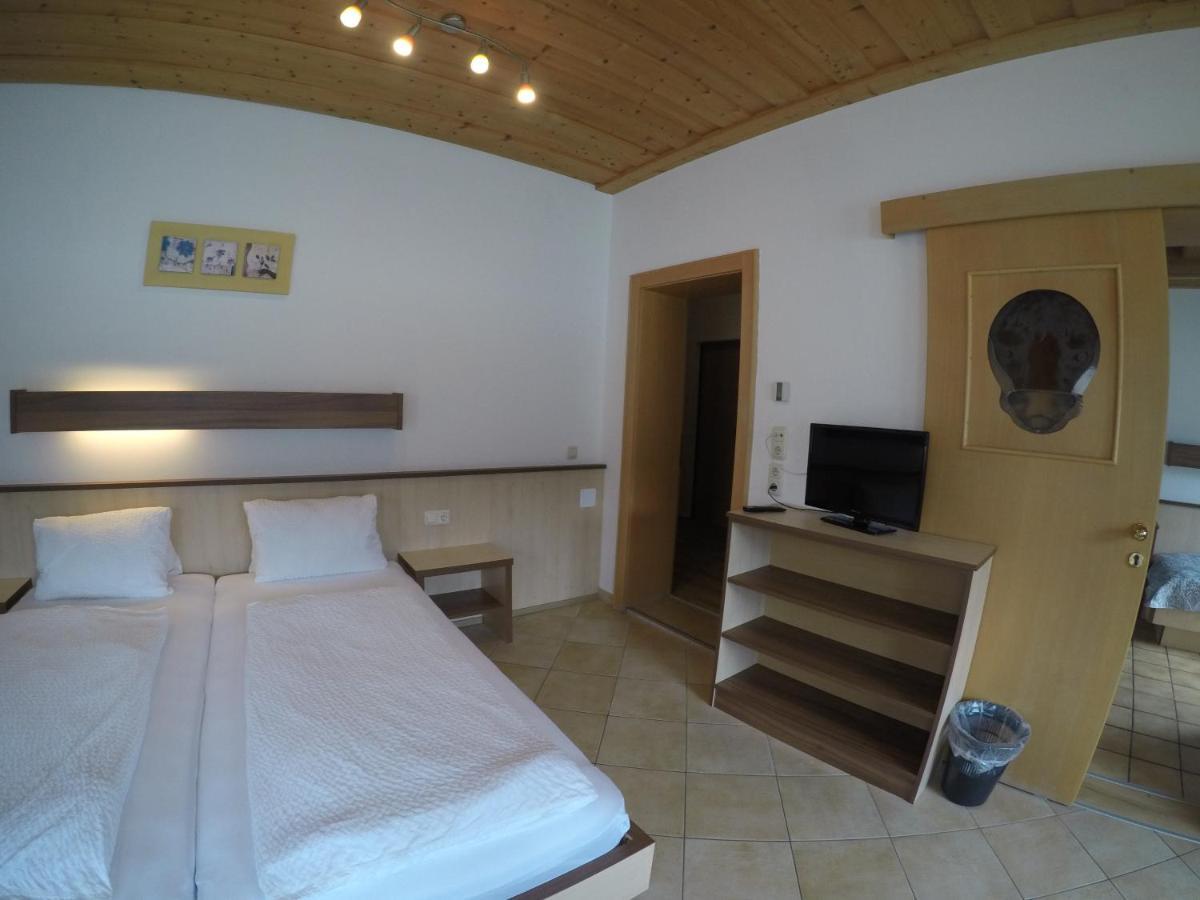 Hotel-Garni Seestrand Zell am See Esterno foto
